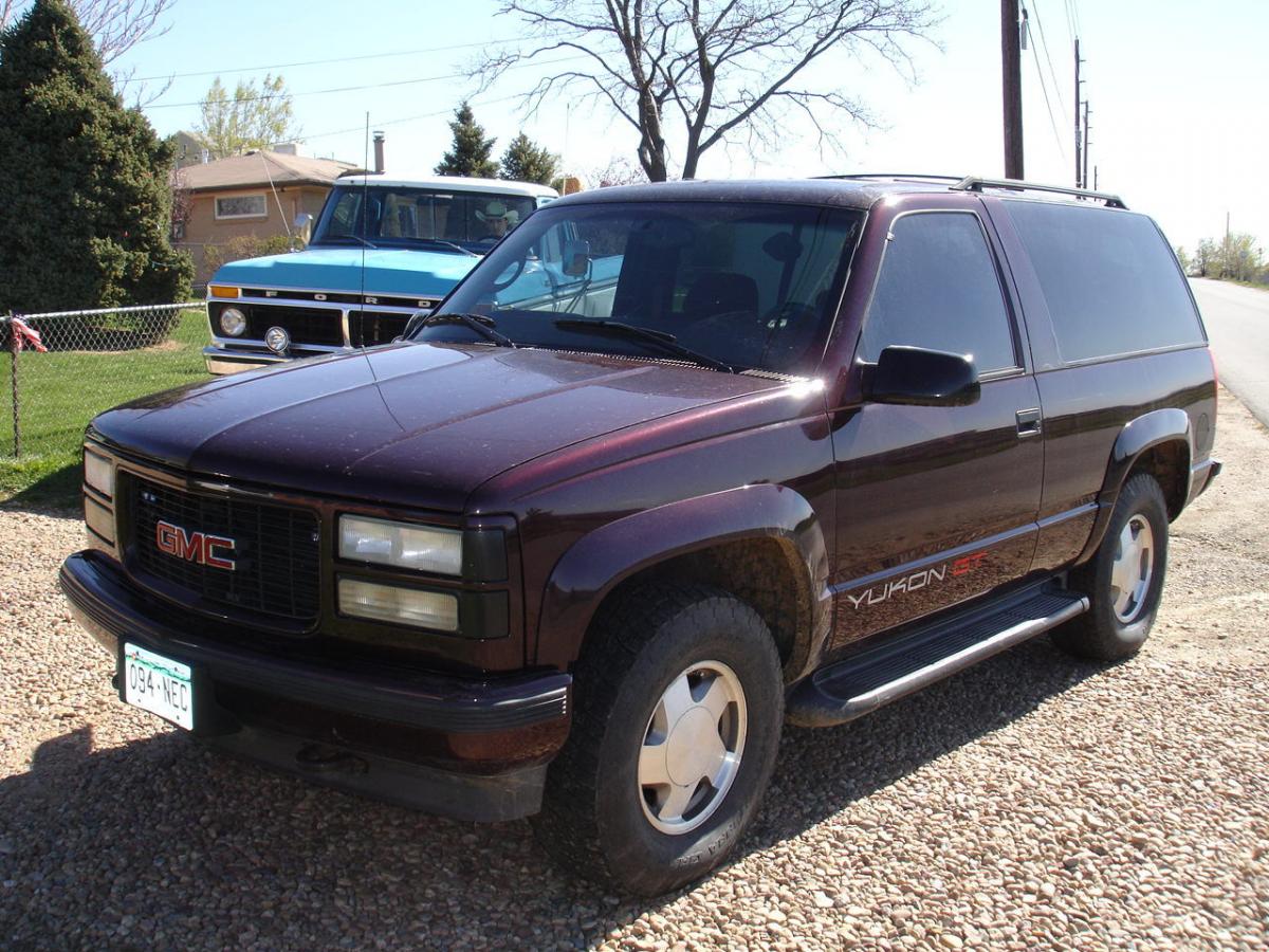 GMC Yukon technical specifications and fuel economy